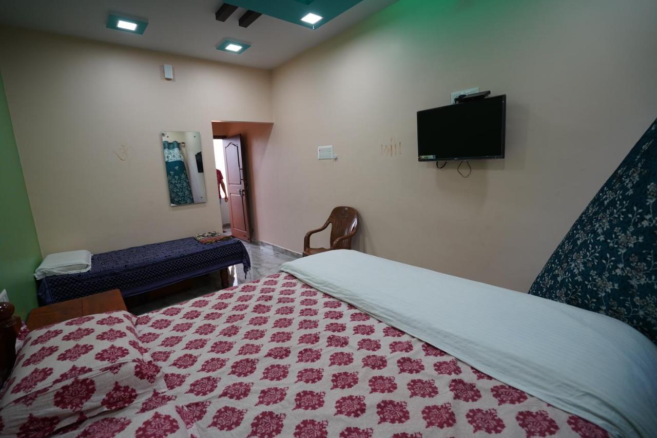 Akash Homestay Hampi